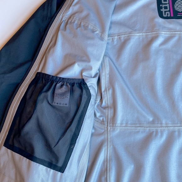 Stio 🏔️ waterproof wind proof jacket or ski shell ⛷️ - Picture 9 of 16